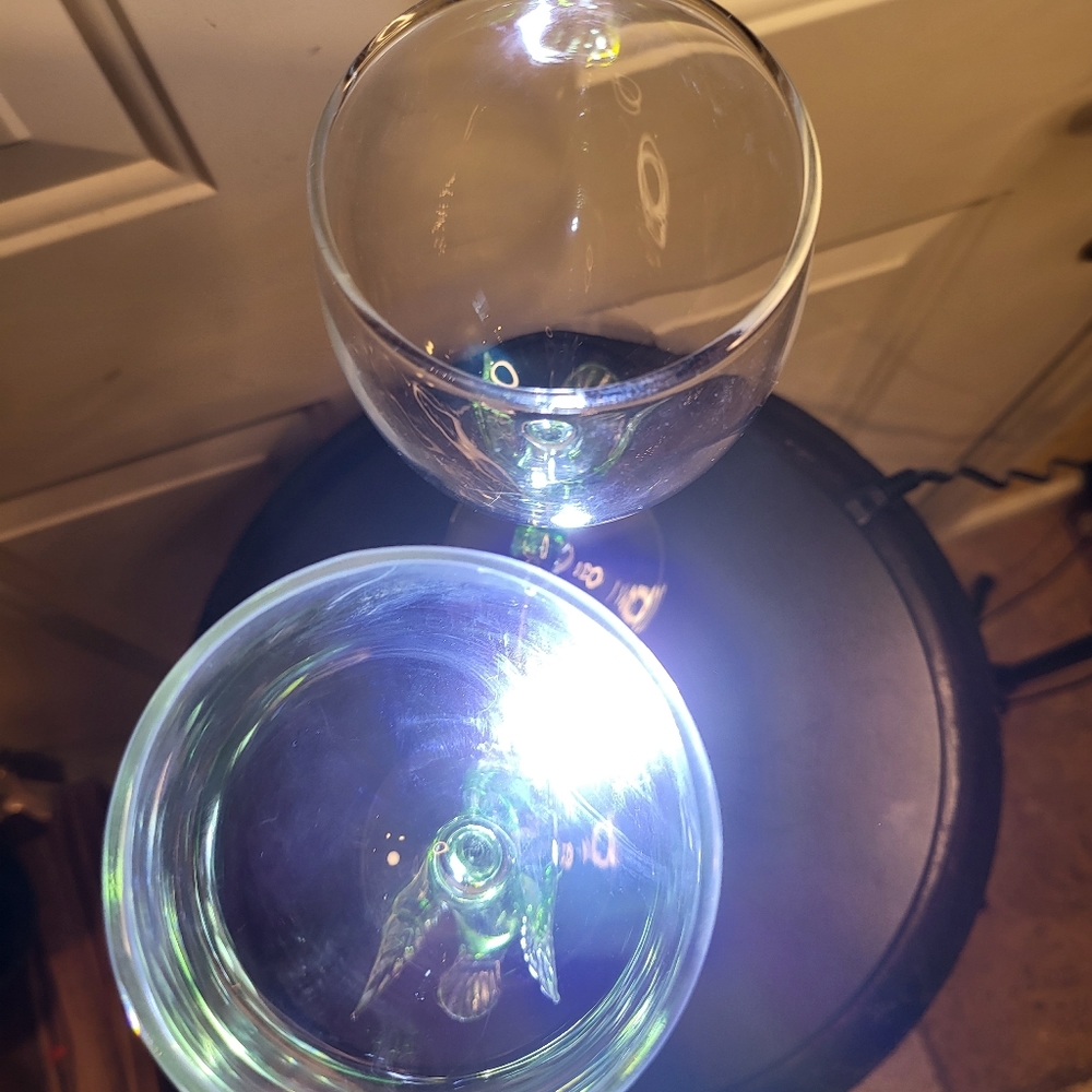Artisan Hummingbird Colored Wine Glasses - Picture 10 of 16